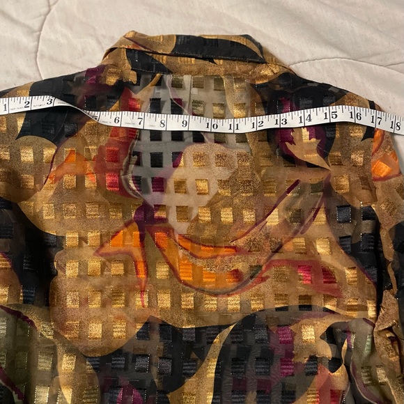 Melissa Robyn Sheer Button Down L - Picture 9 of 10